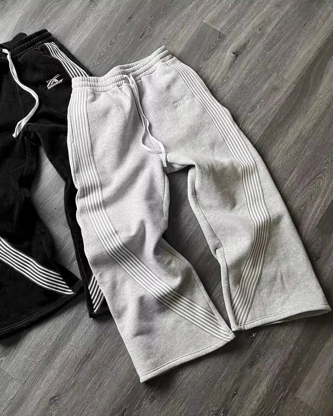 Archives Side Stripe Embroidered Sweatpants