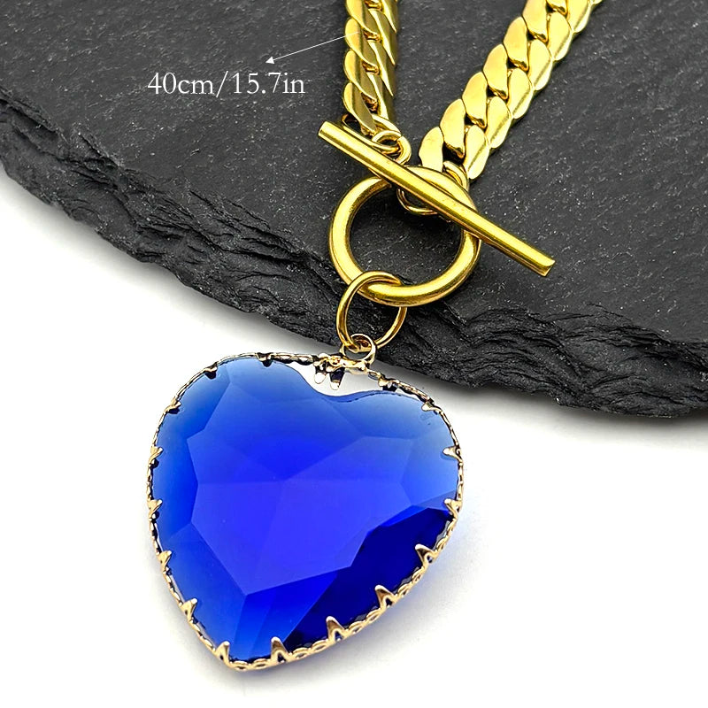 Lovely Faja Gothic Heart Pendant Necklace