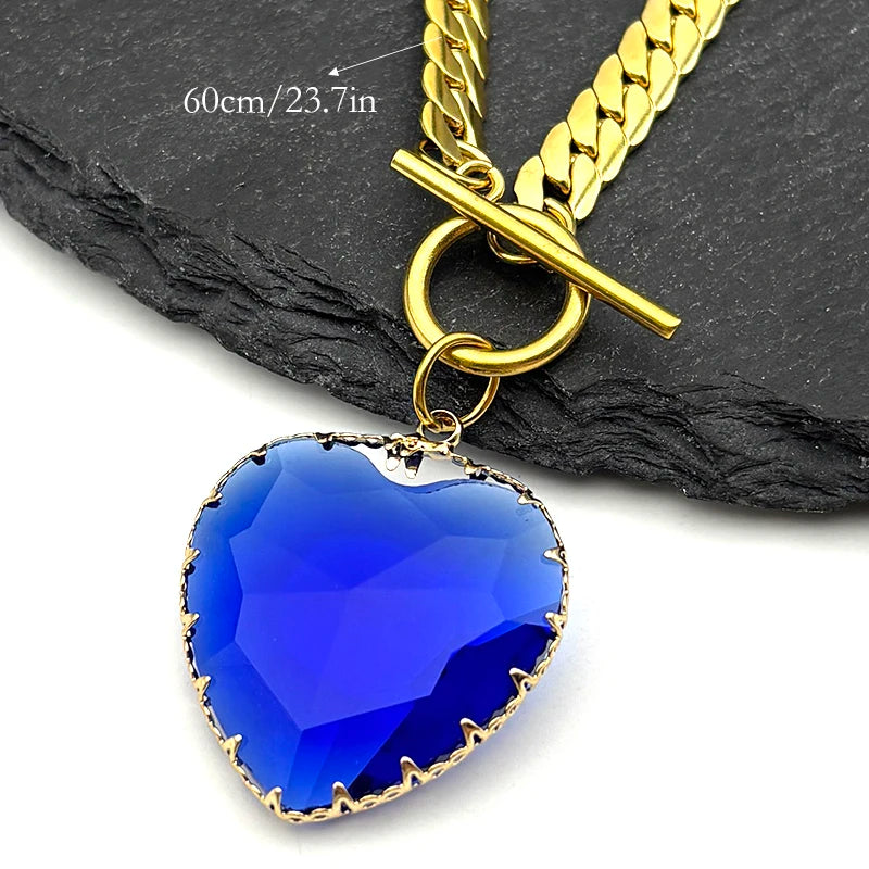 Lovely Faja Gothic Heart Pendant Necklace